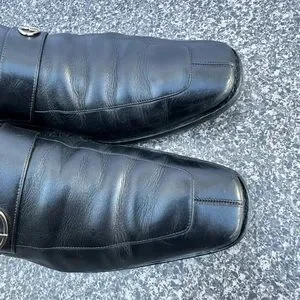 Gucci | Shoes | Vintage Gucci Black Leather G Logo Detail  display picture 3